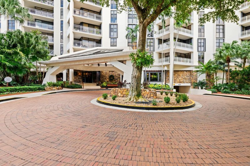 Condo for sale at Towers of Quayside 1 1606