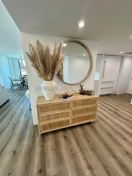 Alquiler de apartamento en Towers of Key Biscayne E1001