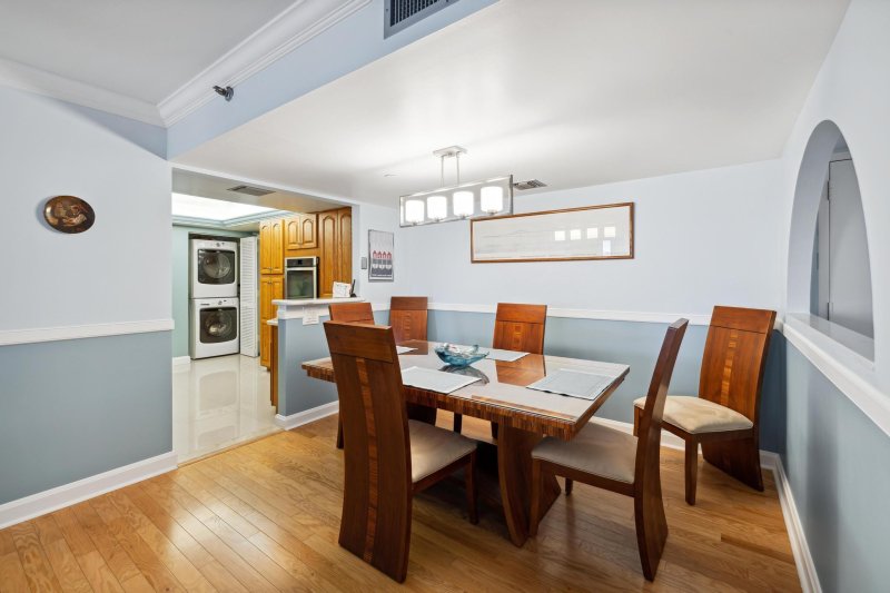 Condo for sale at The Tower at Port Royale 1208