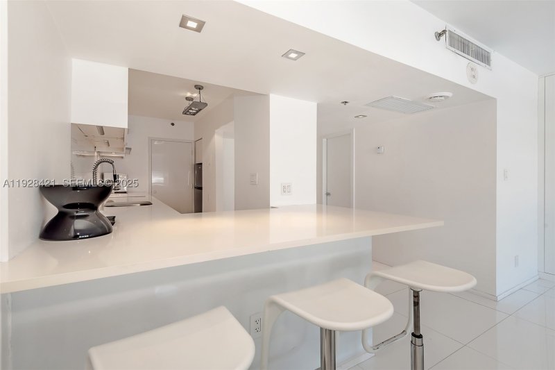 Apartment for rent at Oceania 1 839