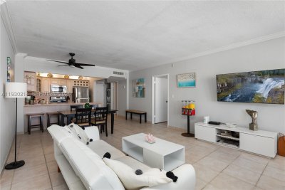 Comprar apartamento en Sea Air Towers 1421