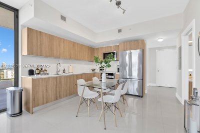 Comprar apartamento en ParkSquare Aventura 810