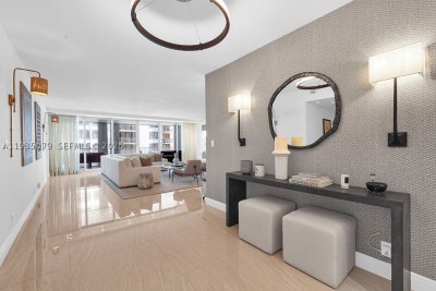 Comprar apartamento no Bal Harbour 101 Condo 1106