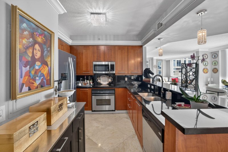 Condo for sale at 350 Las Olas Place 730