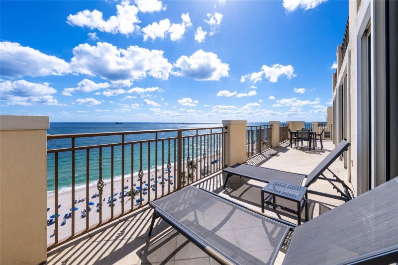 Condo for sale at The Atlantic Hotel 1008