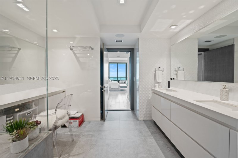 Condo for sale at Jade Brickell 2907
