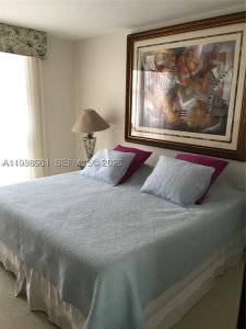 Alquiler de apartamento en Towers of Key Biscayne F1107