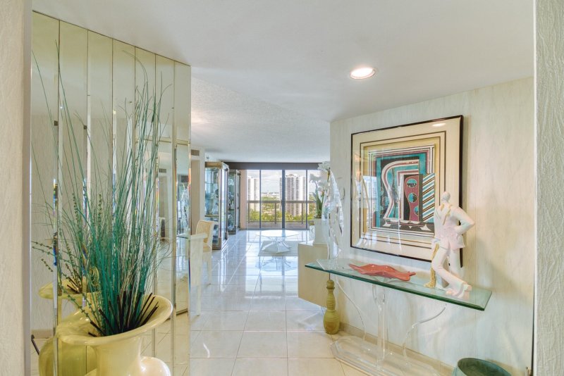 Comprar apartamento en The Landmark 1709