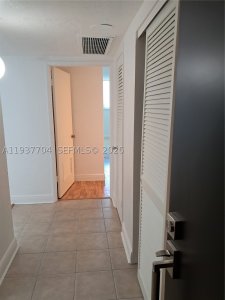 Comprar apartamento no Ocean View 806