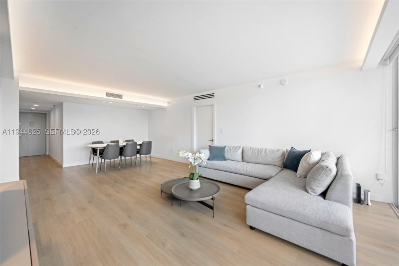 Condo for sale at Waterview 231