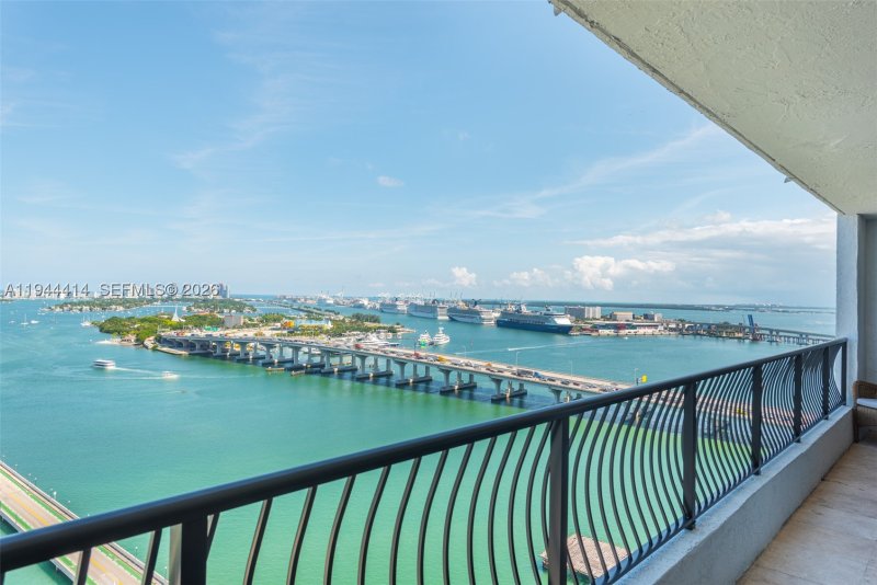 Condo for sale at The Venetia 26B