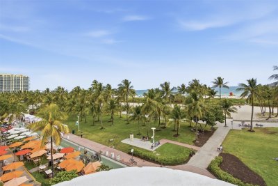 Comprar apartamento no Carlyle Condo Hotel PH1