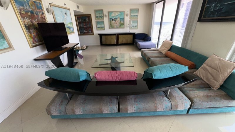 Comprar apartamento en Winston Towers 1909