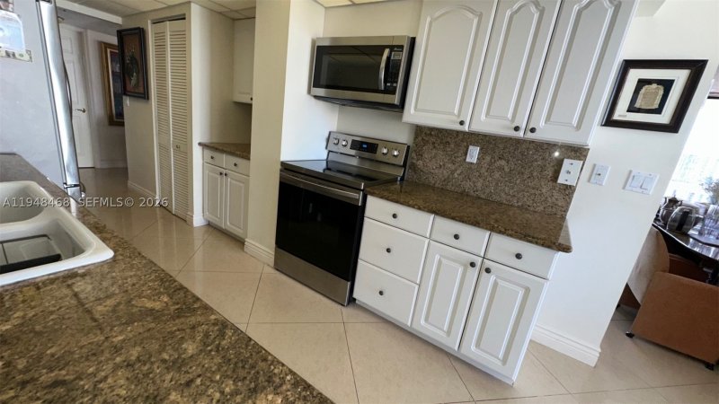 Comprar apartamento en Winston Towers 1909