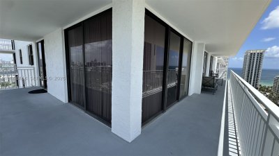 Comprar apartamento en Winston Towers 1909