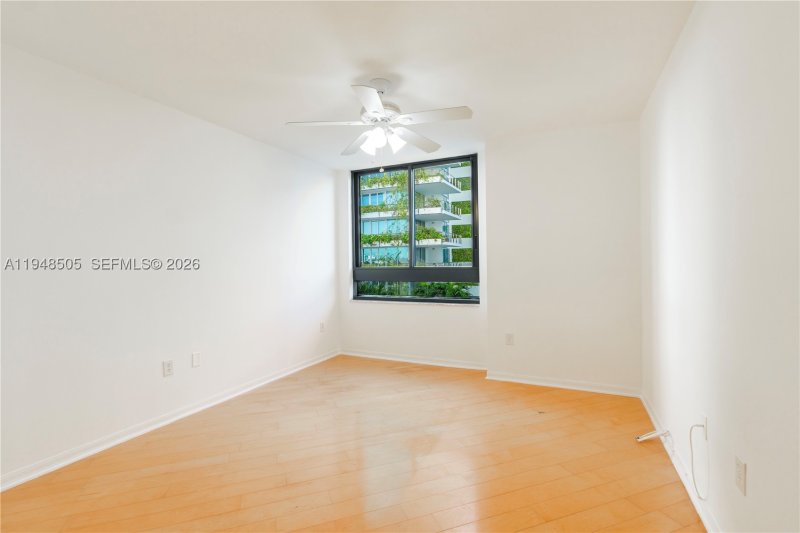Condo for sale at Waverly 610