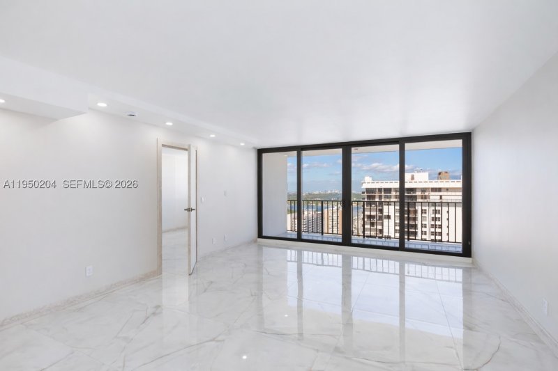 Condo for sale at Britannia at Quadomain PH-A4