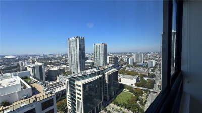 Comprar apartamento no District 225 3604