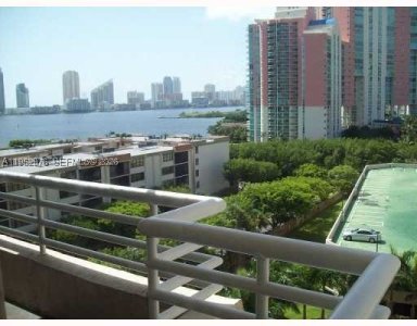 Comprar apartamento en Parc Central Aventura 914