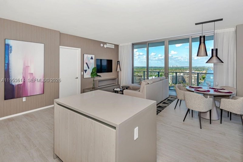 Condo for sale at Hyde Beach House R2701