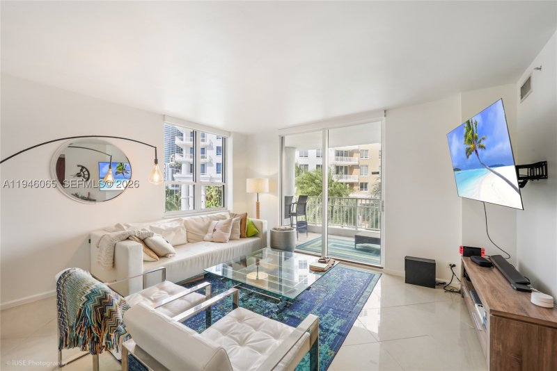 Alquiler de apartamento en Courvoisier Courts 404