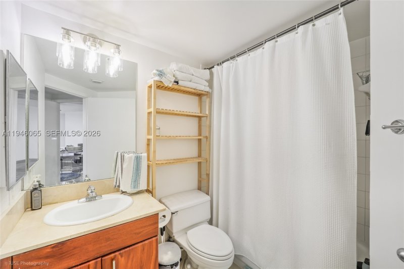 Alquiler de apartamento en Courvoisier Courts 404