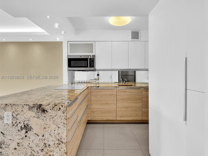 Apartment for rent at Arlen House 223