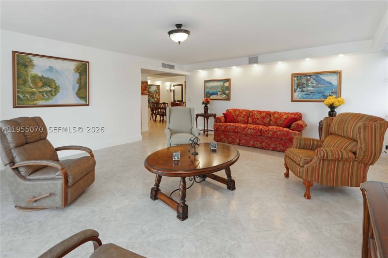 Condo for sale at Parker Plaza Estates 727