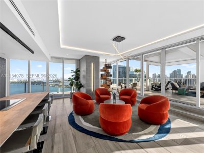 Comprar apartamento no Paramount Bay PH-4104