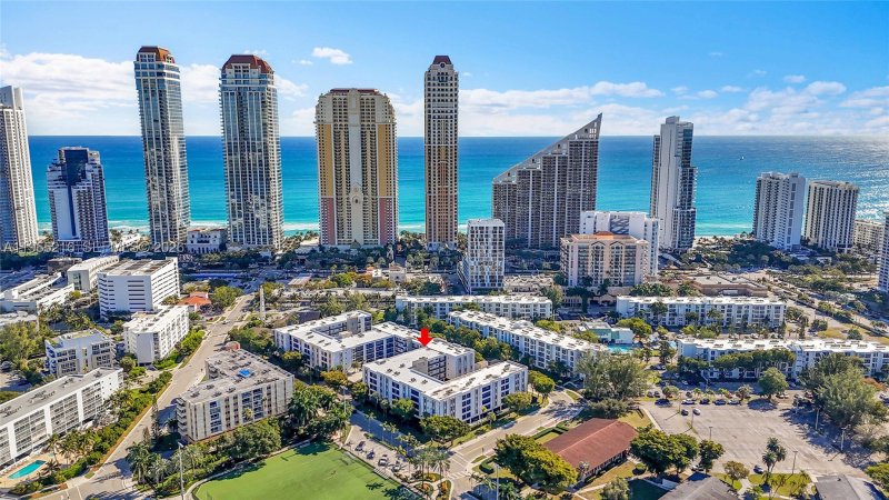 Condo for sale at Le Cartier 308