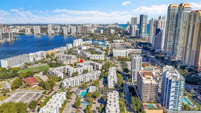 Comprar apartamento en Le Cartier 308