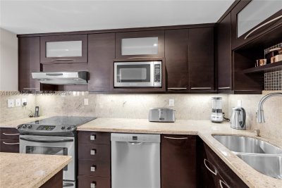 Comprar apartamento en Roney Palace 1006