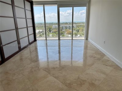 Alquiler de apartamento en Casa Del Mar 10D