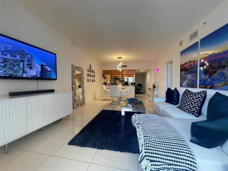 Apartment for rent at Opera Tower 2106