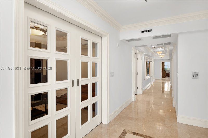 Condo for sale at Hamptons South 608