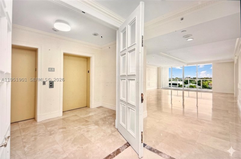 Condo for sale at Hamptons South 608