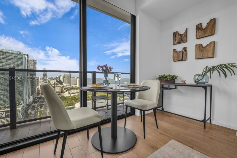 Condo for sale at The Elser Hotel and Residences 3207