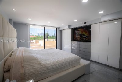 Comprar apartamento no Winston Towers 309