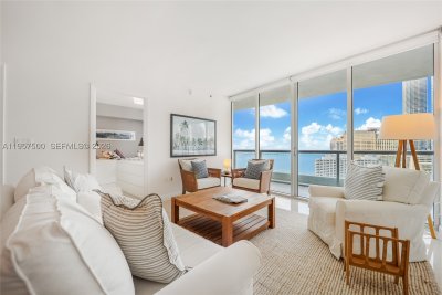 Comprar apartamento en Icon Brickell Tower II 2303