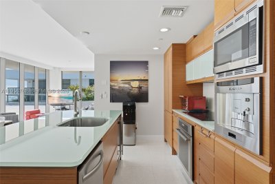 Comprar apartamento no Mei Miami Beach Condo 502