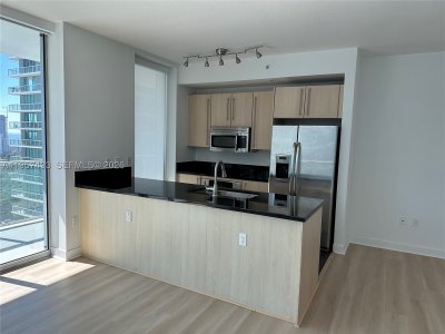 Comprar apartamento no Axis on Brickell North Tower 3519-N
