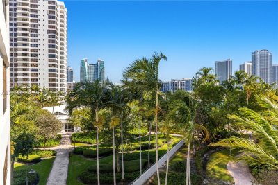 Comprar apartamento en Olympus Towers 411