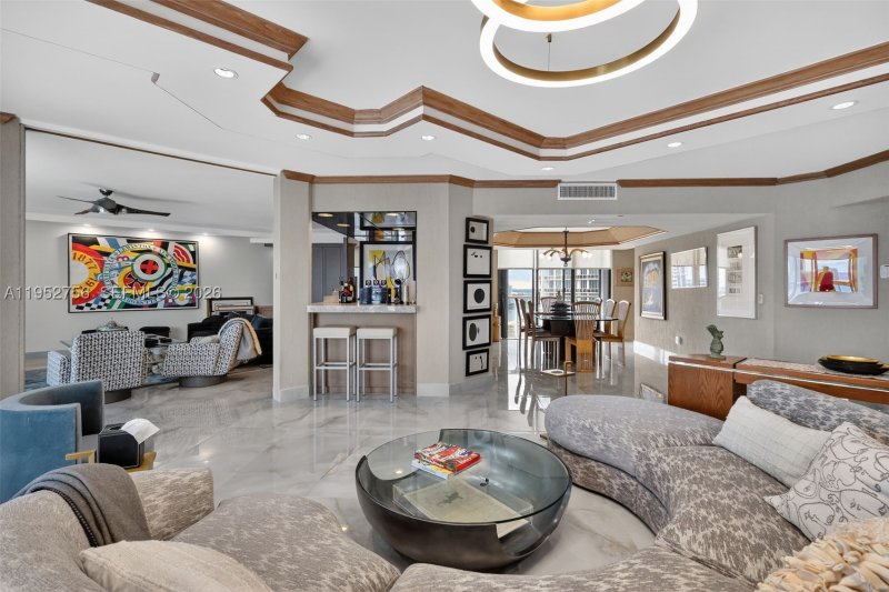 Comprar apartamento en 4000 Williams Island 2602