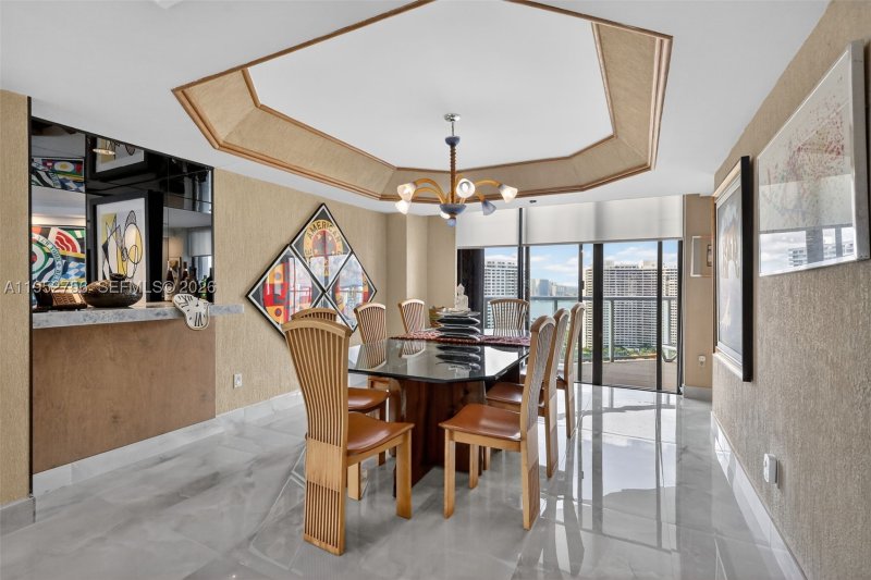Comprar apartamento en 4000 Williams Island 2602