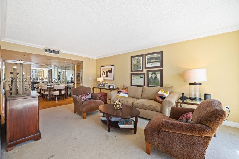 Comprar apartamento en Manatee 1102