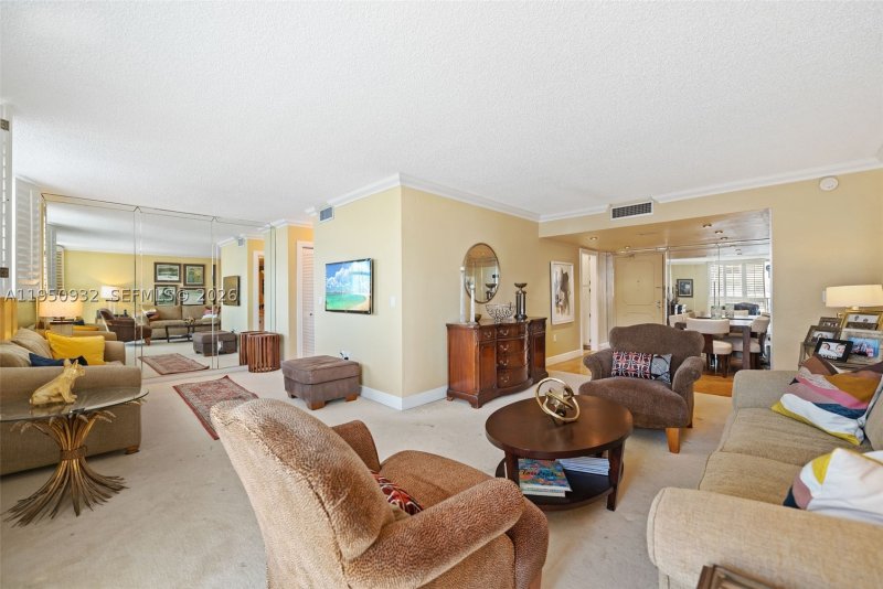 Comprar apartamento en Manatee 1102