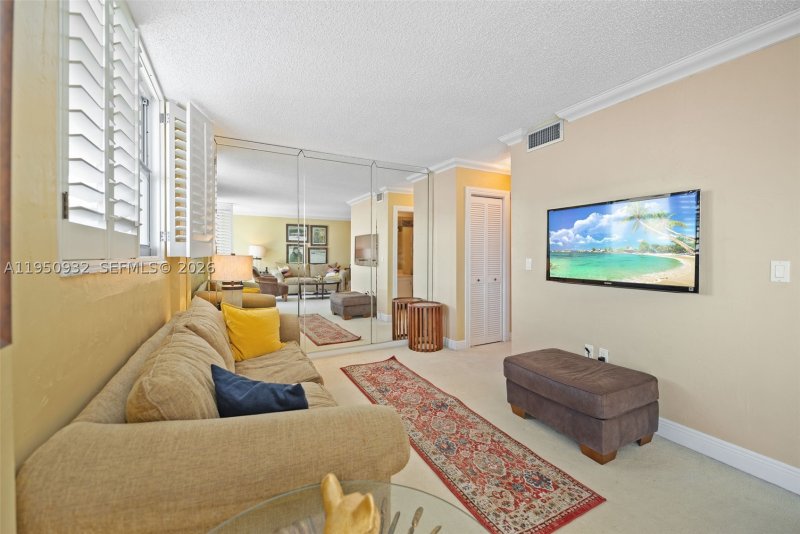 Comprar apartamento en Manatee 1102