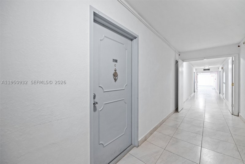 Comprar apartamento en Manatee 1102
