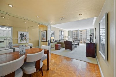 Comprar apartamento en Manatee 1102
