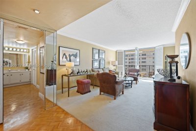 Comprar apartamento en Manatee 1102
